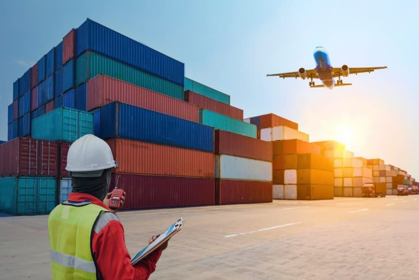 Navigating Customs Clearance in the UAE