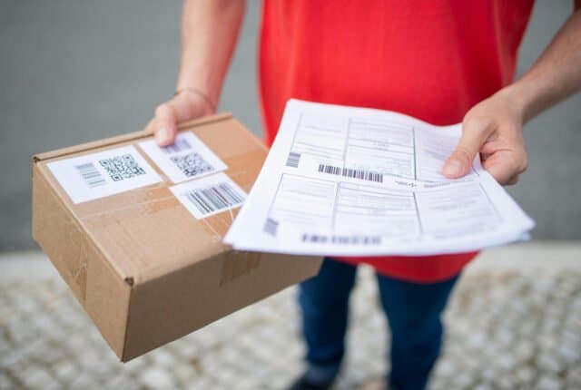 The Essential Guide to E-commerce Logistics: Challenges, Solutions, and Best Practices